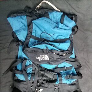 The North Face Lookout Hiking Camping Backpack